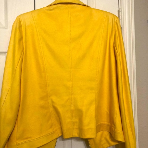Yellow faux suede jacket - Picture 4 of 5